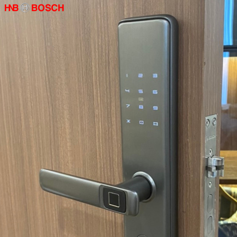 Lắp khóa điện tử Bosch ID30 tại the Matrix One Lê Quang Đạo