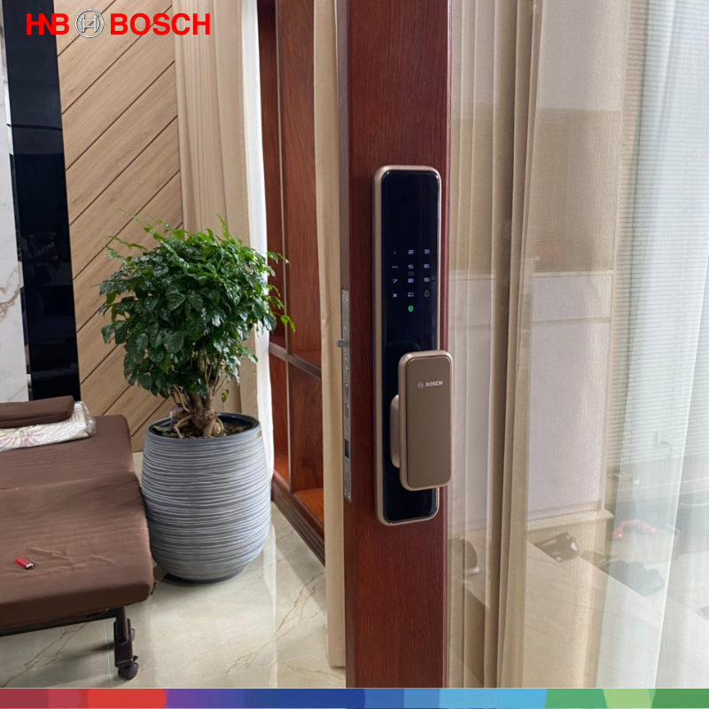 Lắp khóa thông minh Bosch EL600 tại KĐT Xuân Phương